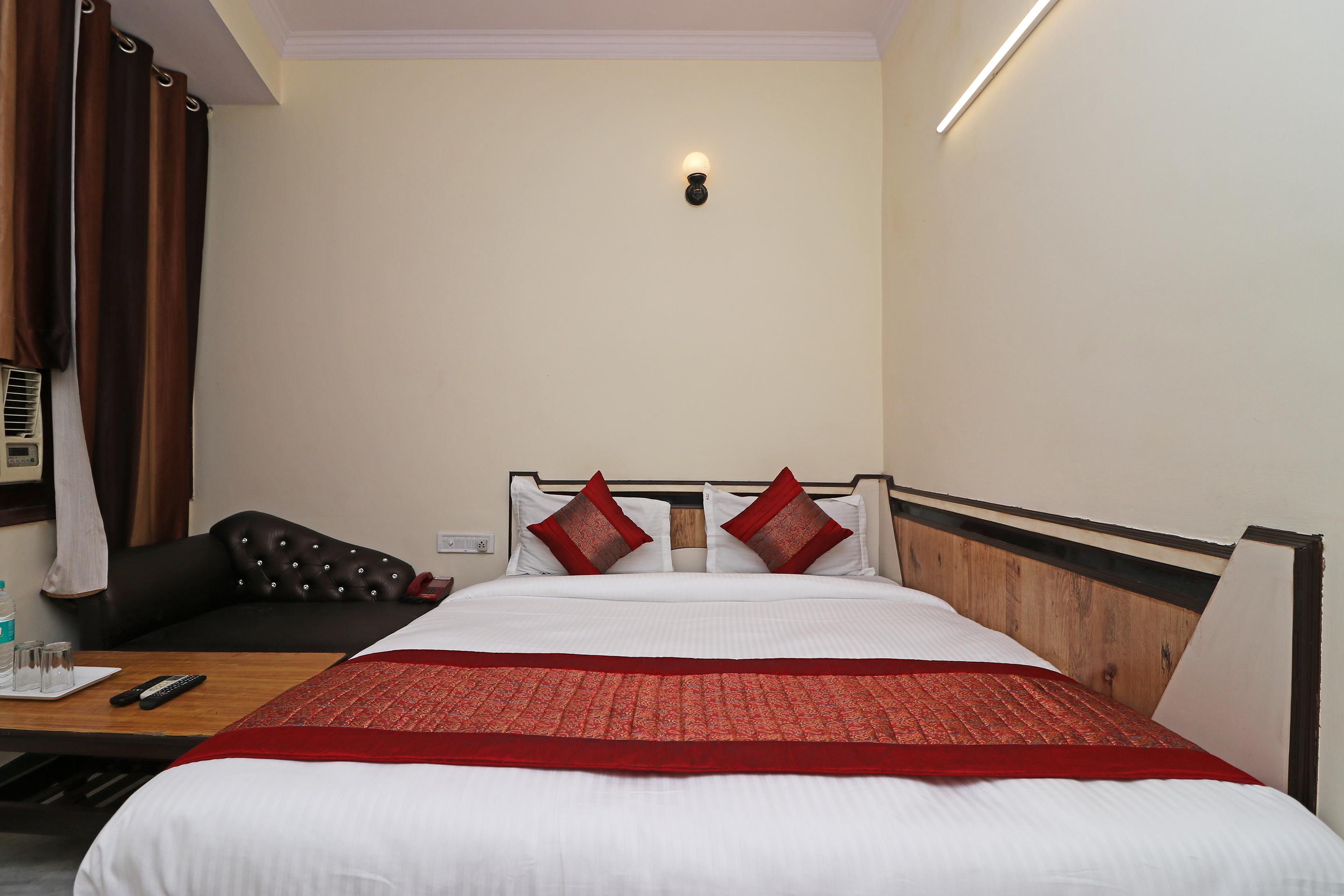 Adb Rooms Hotel Silver Shine 뉴델리 외부 사진